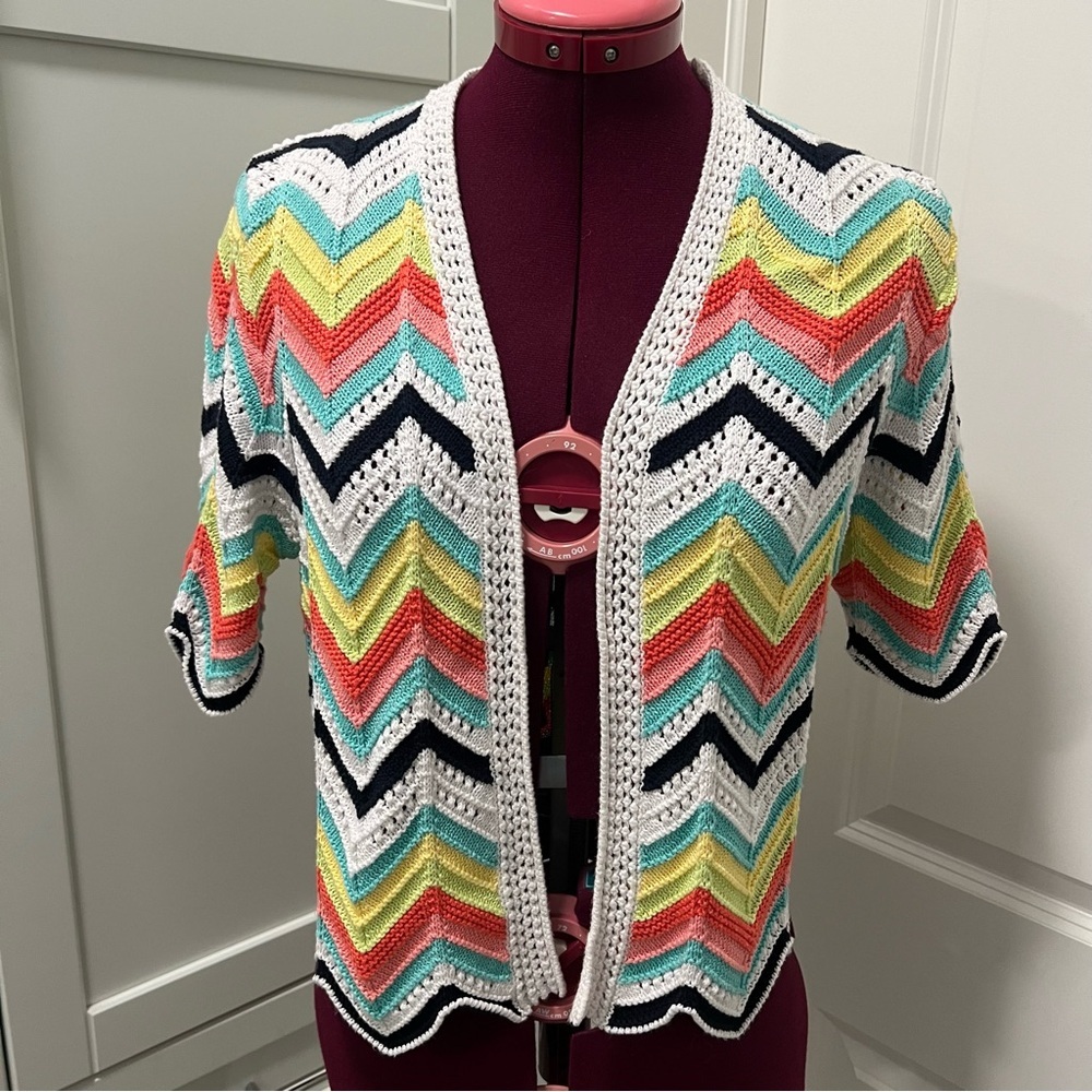 89TH + MADISON Chevron Pattern Knit Cardigan Shrug Colorful Pattern | Medium
